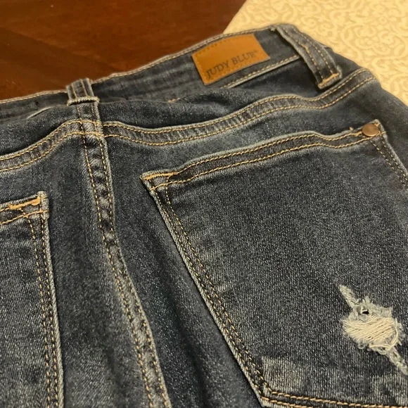 Judy Blue Jeans 1/25 Skinny Fit Mid Rise Distress Raw Hem Denim ClassicCore - Picture 7 of 8